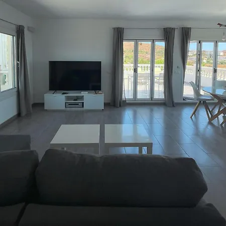 Atico Montesol Sea Views